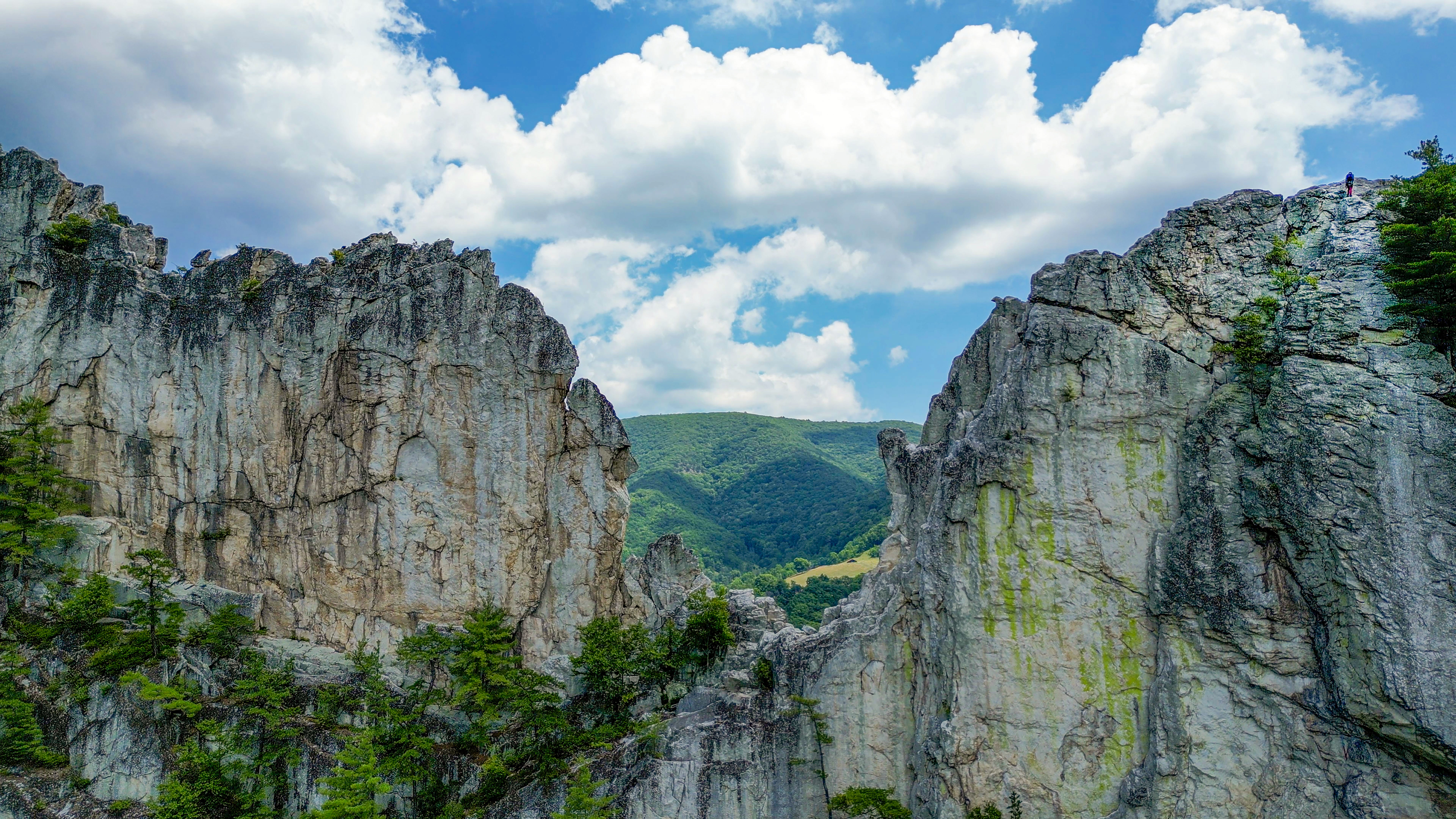 Seneca Rocks and Discovery Center